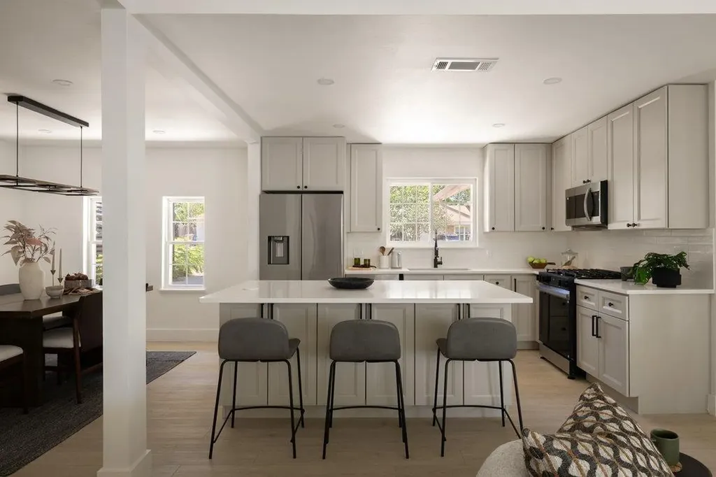 409 Thistlewood Drive Austin TX 78745