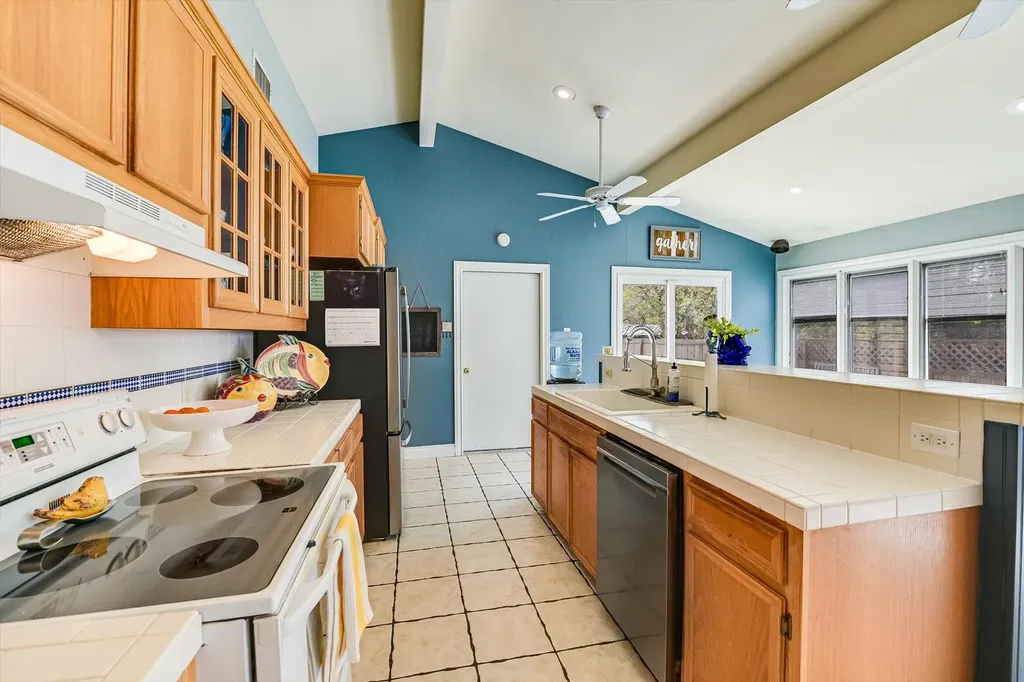 17009 E Darleen Drive Leander TX 78641