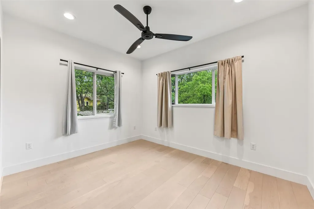 3607 Grant Unit #A Street Austin TX 78721