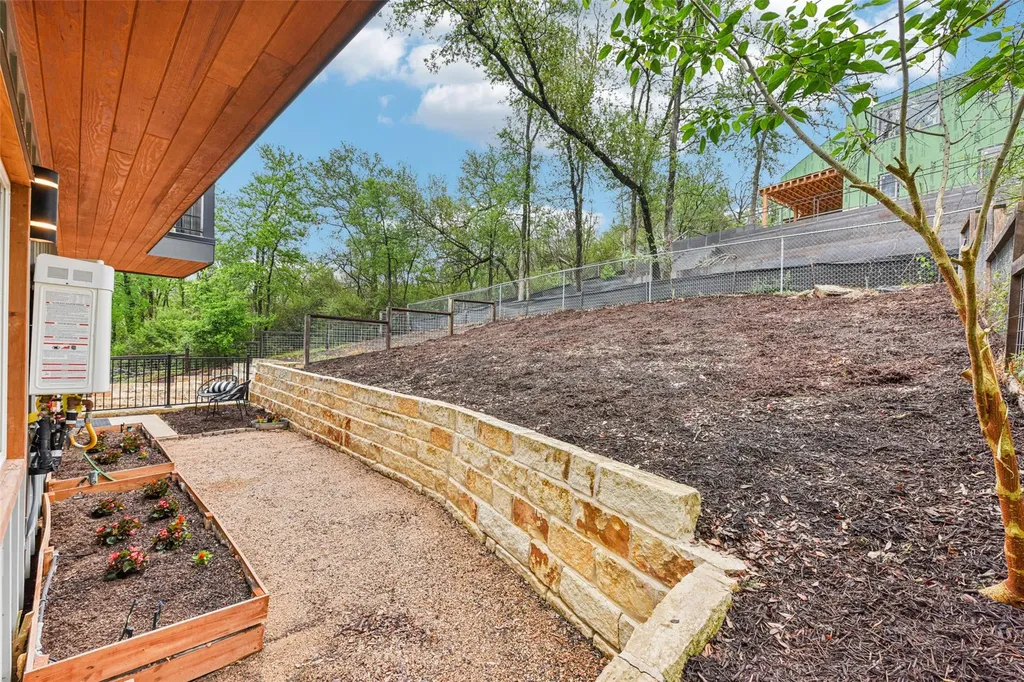 3607 Grant Unit #A Street Austin TX 78721
