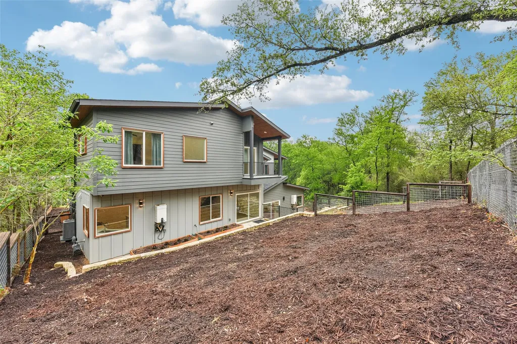 3607 Grant Unit #A Street Austin TX 78721