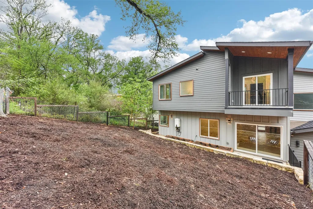 3607 Grant Unit #A Street Austin TX 78721
