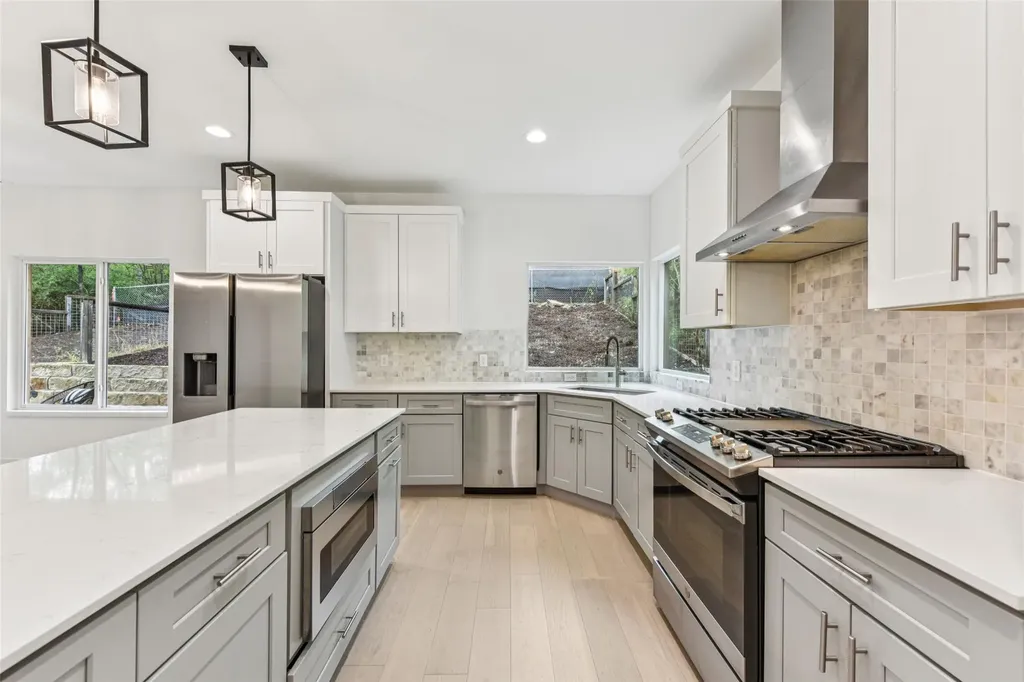 3607 Grant Unit #A Street Austin TX 78721