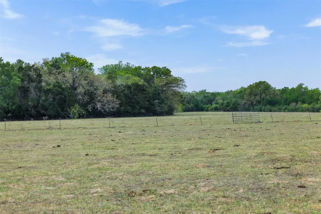 579 Lower Elgin Road Elgin TX 78621