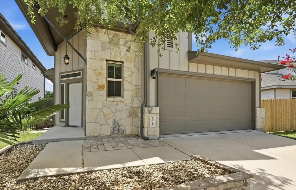 9704 Tall Tree Lane Austin TX 78748