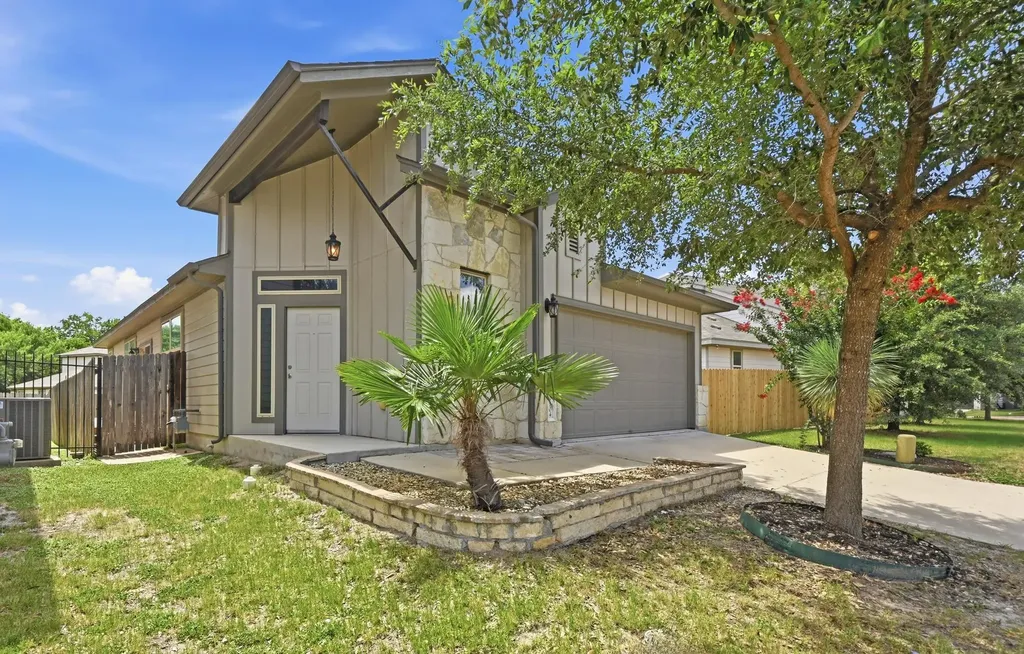 9704 Tall Tree Lane Austin TX 78748