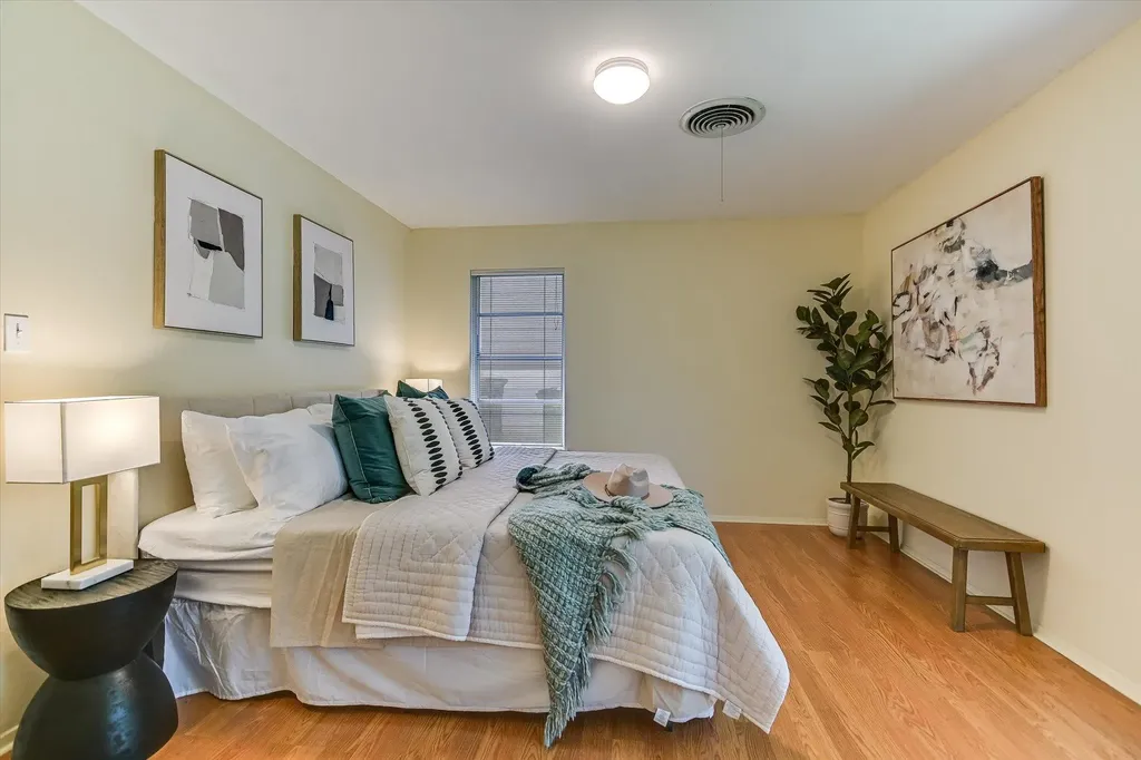 5611 Mapleleaf Drive Austin TX 78723