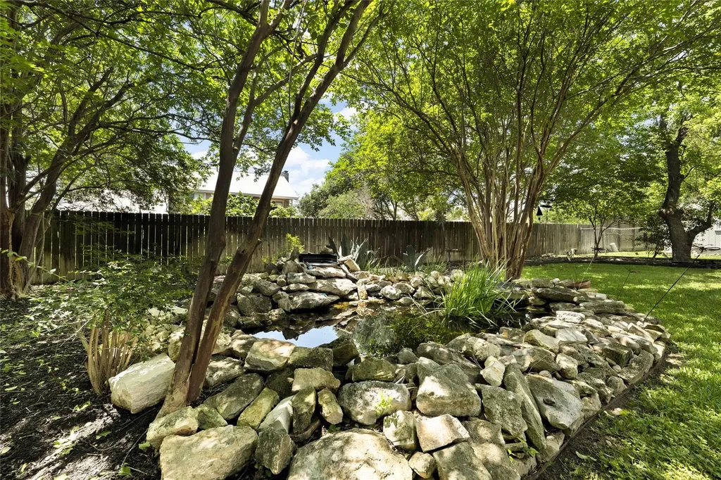 3805 Carmel Drive Round Rock TX 78681