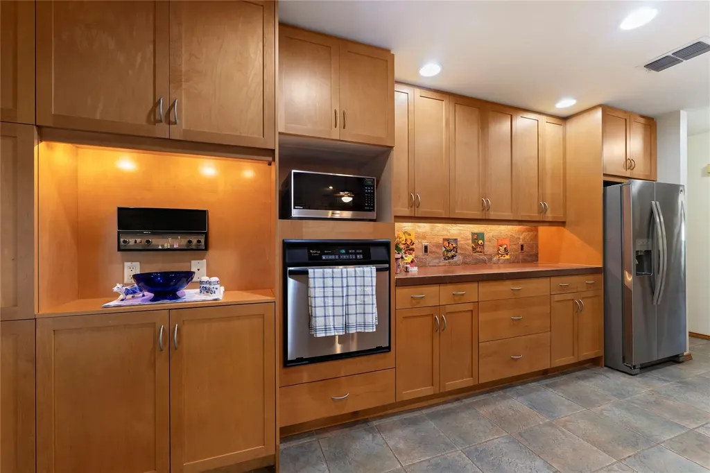 3805 Carmel Drive Round Rock TX 78681