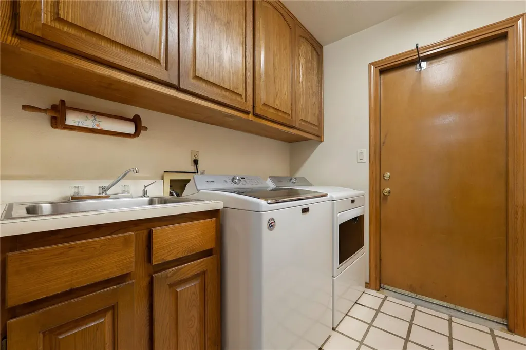 3805 Carmel Drive Round Rock TX 78681