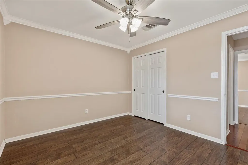 1553 Amberwood Loop Kyle TX 78640