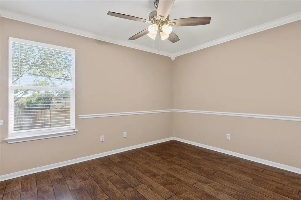 1553 Amberwood Loop Kyle TX 78640