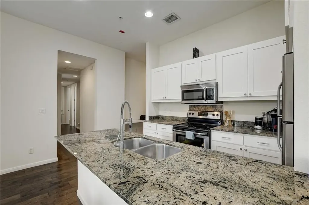 2708 San Pedro Street Austin TX 78705