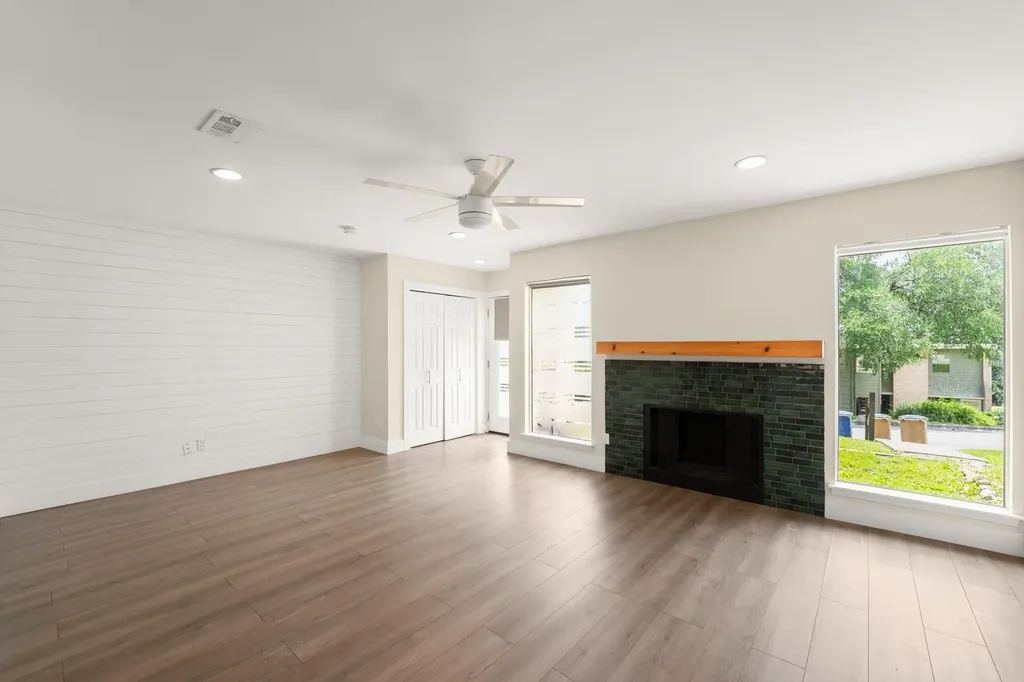 6410 Chimney Creek Circle Austin TX 78723