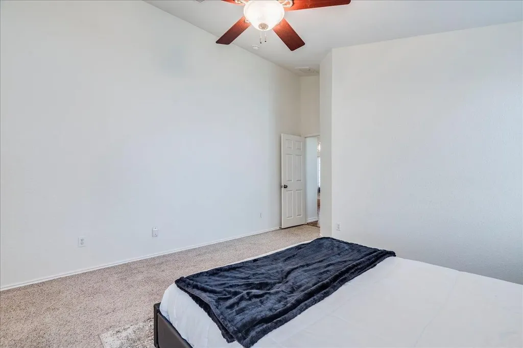 2912 Lynnbrook Drive Austin TX 78748