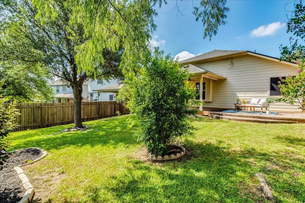 2912 Lynnbrook Drive Austin TX 78748