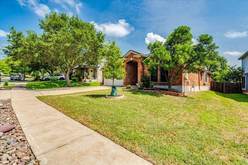 2912 Lynnbrook Drive Austin TX 78748