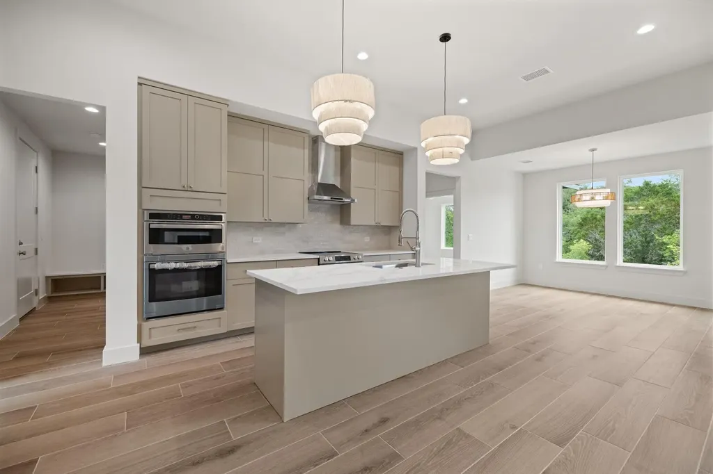 2807 Wilson Avenue Lago Vista TX 78645