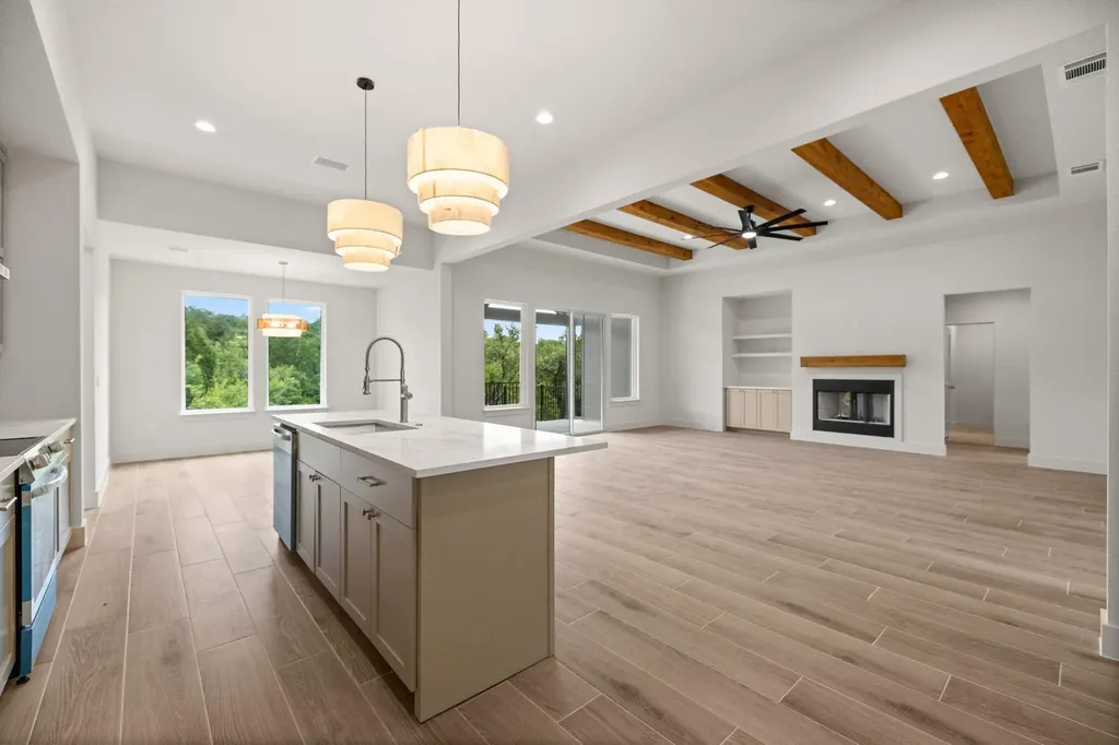 2807 Wilson Avenue Lago Vista TX 78645