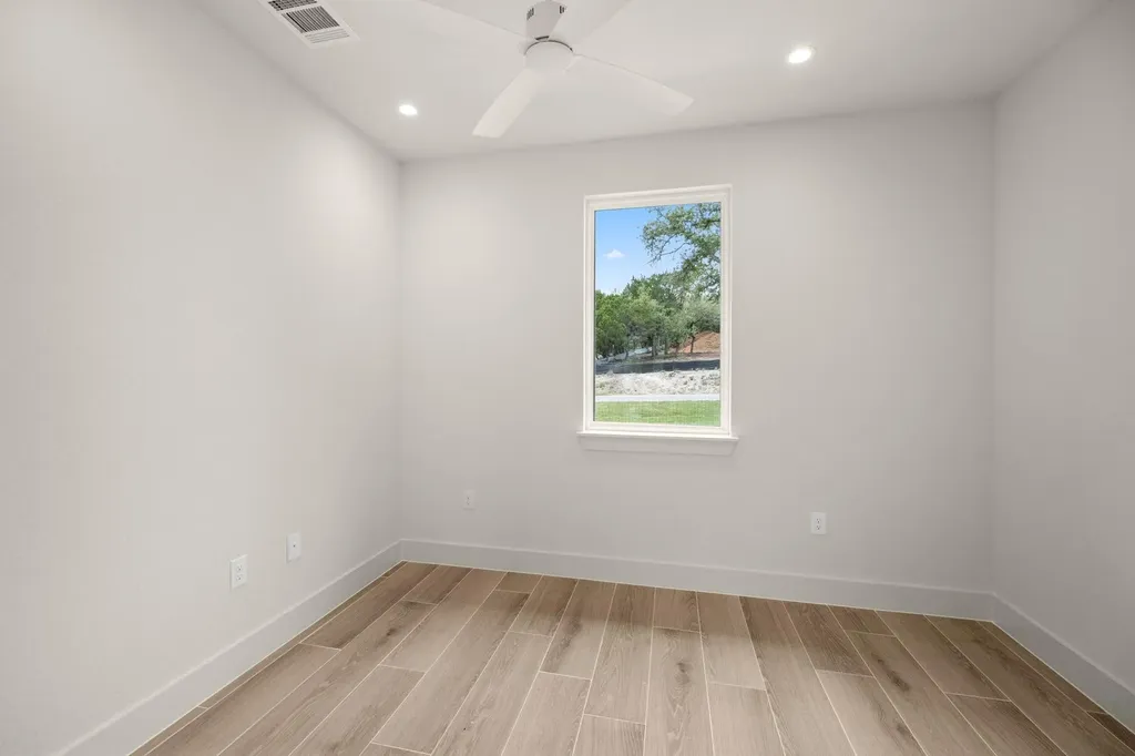 2807 Wilson Avenue Lago Vista TX 78645