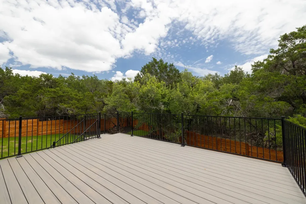 2807 Wilson Avenue Lago Vista TX 78645