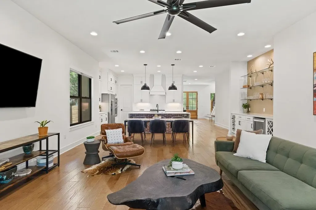 1212 Madison Avenue Austin TX 78757