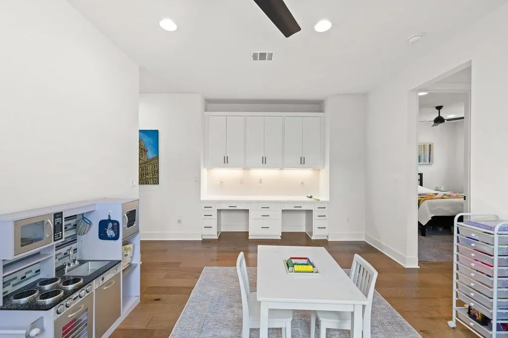 1212 Madison Avenue Austin TX 78757