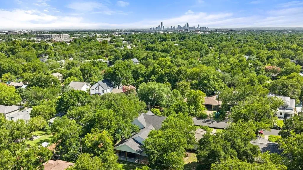 1212 Madison Avenue Austin TX 78757