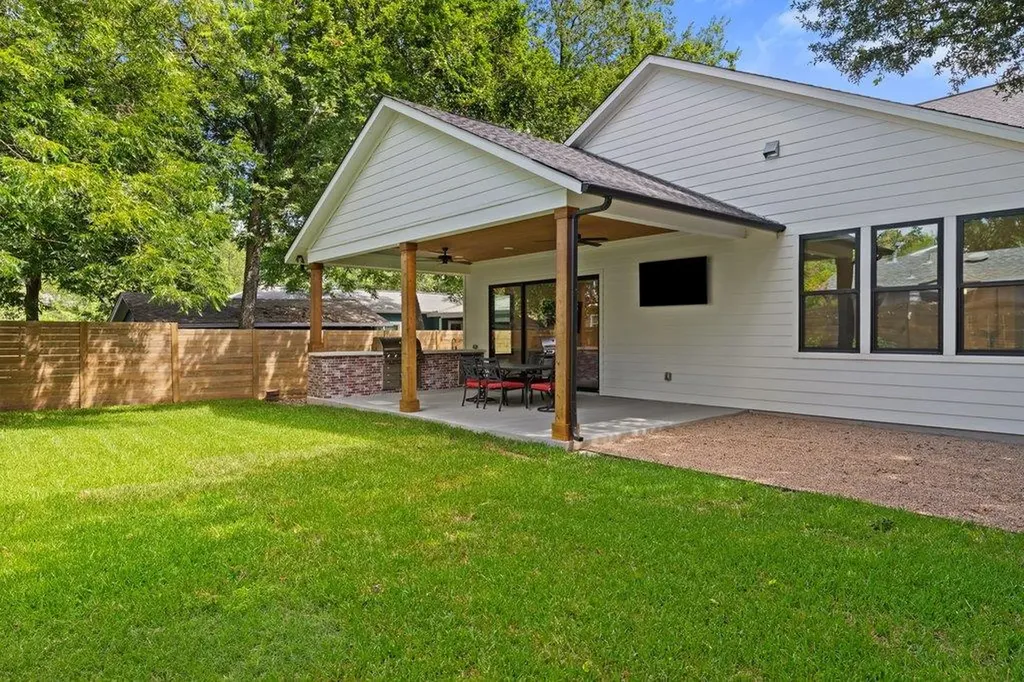 1212 Madison Avenue Austin TX 78757