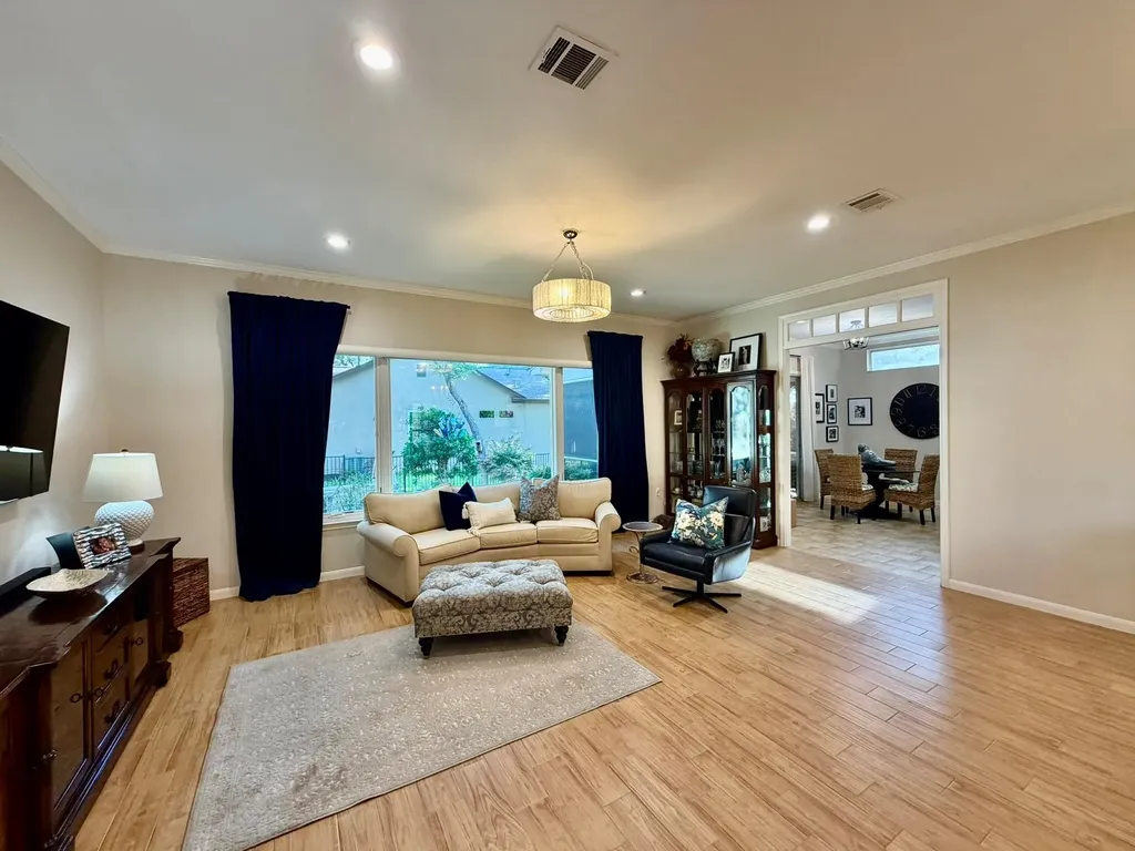 100 Enchanted Drive Georgetown TX 78633