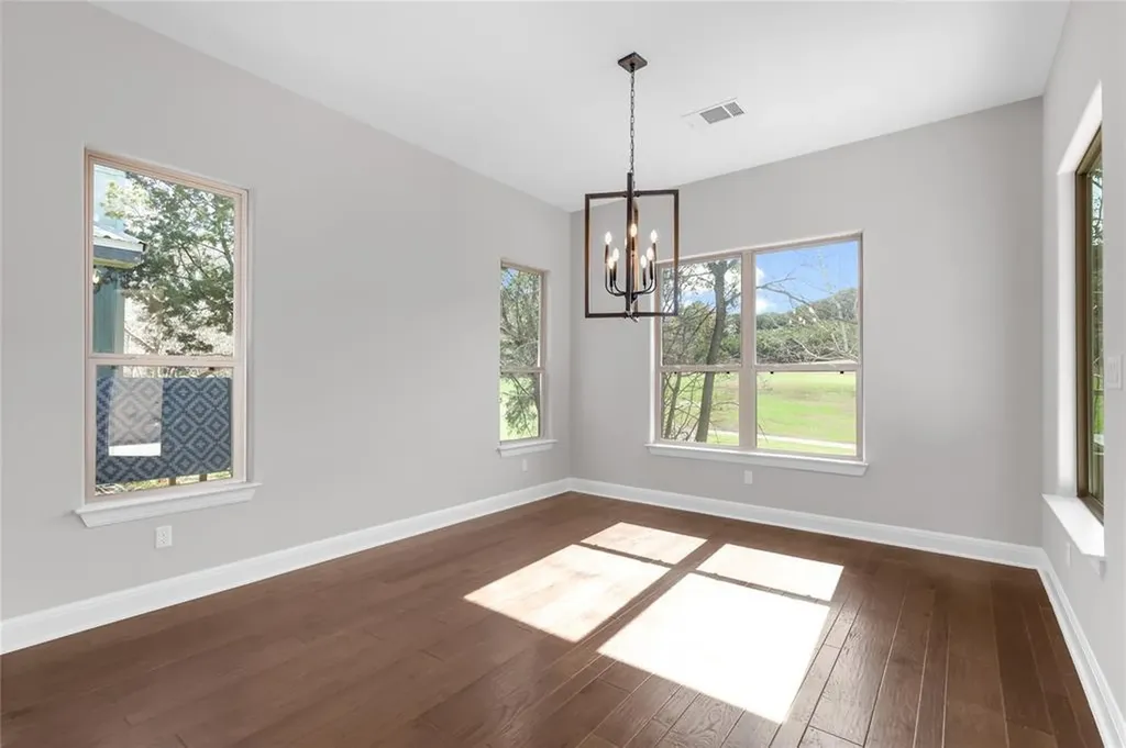 20701 Deep Creek Lago Vista TX 78645
