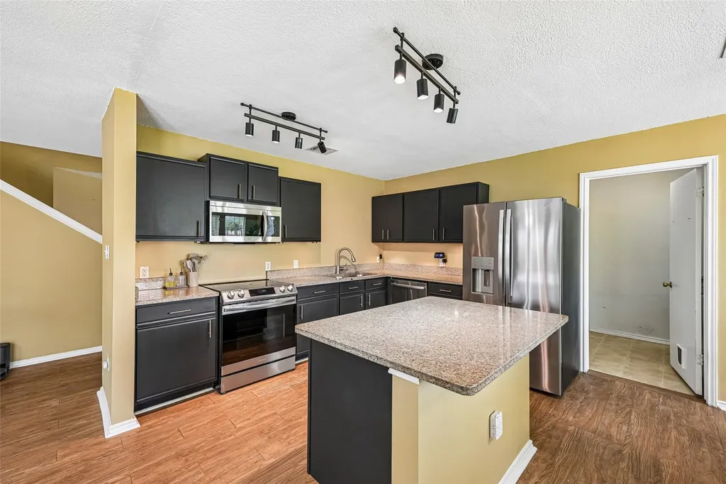 401 Emerald Fields Lane Kyle TX 78640