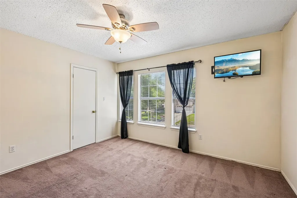 401 Emerald Fields Lane Kyle TX 78640