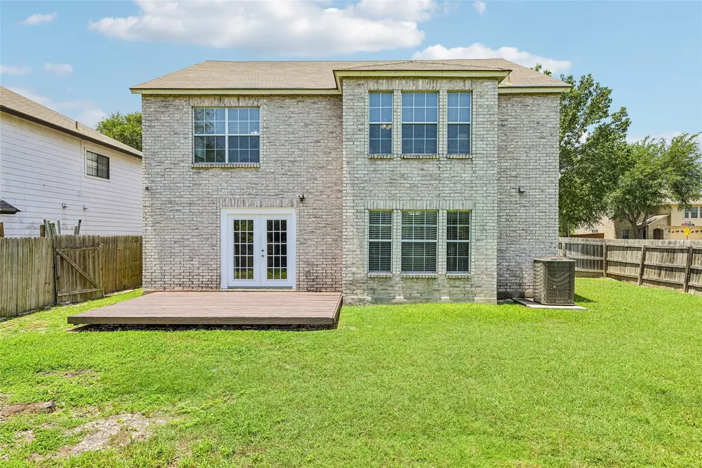 401 Emerald Fields Lane Kyle TX 78640