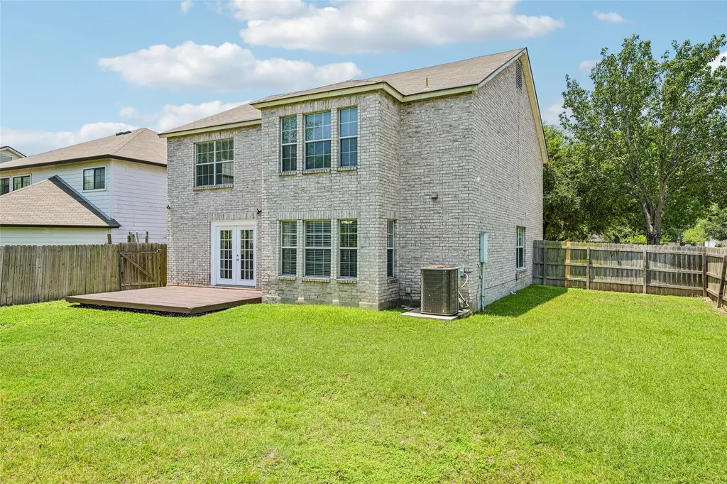 401 Emerald Fields Lane Kyle TX 78640