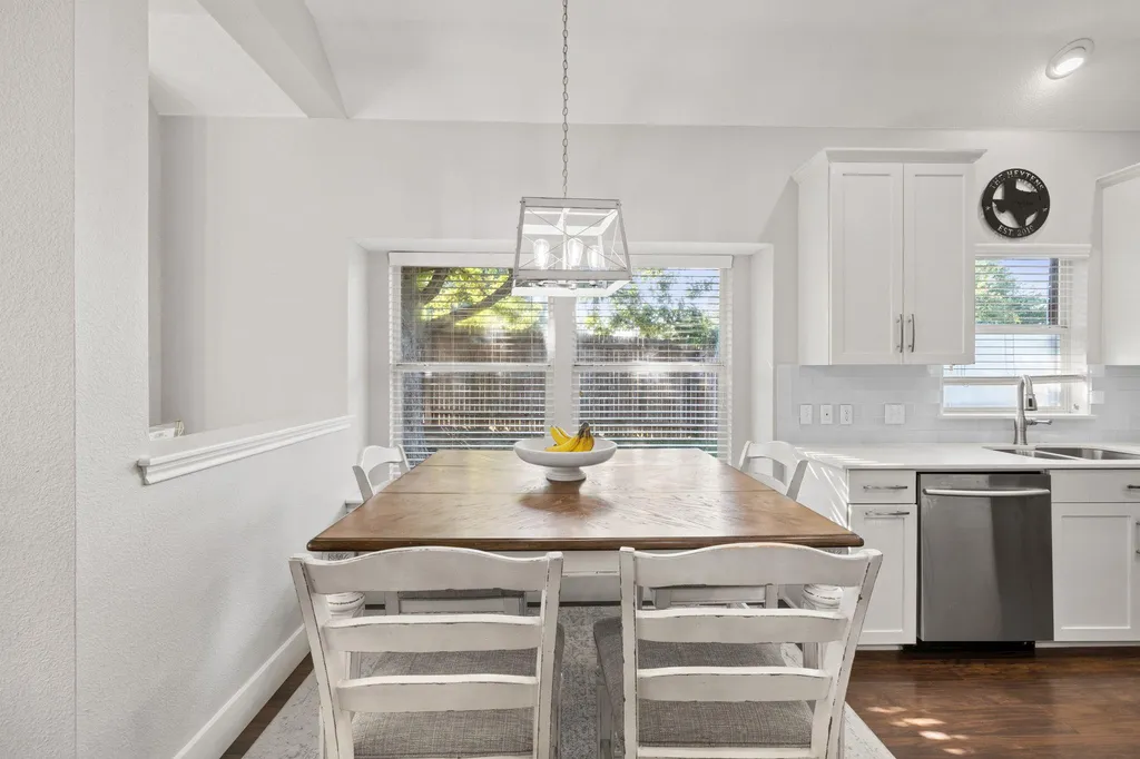 6800 La Concha Cove Austin TX 78749