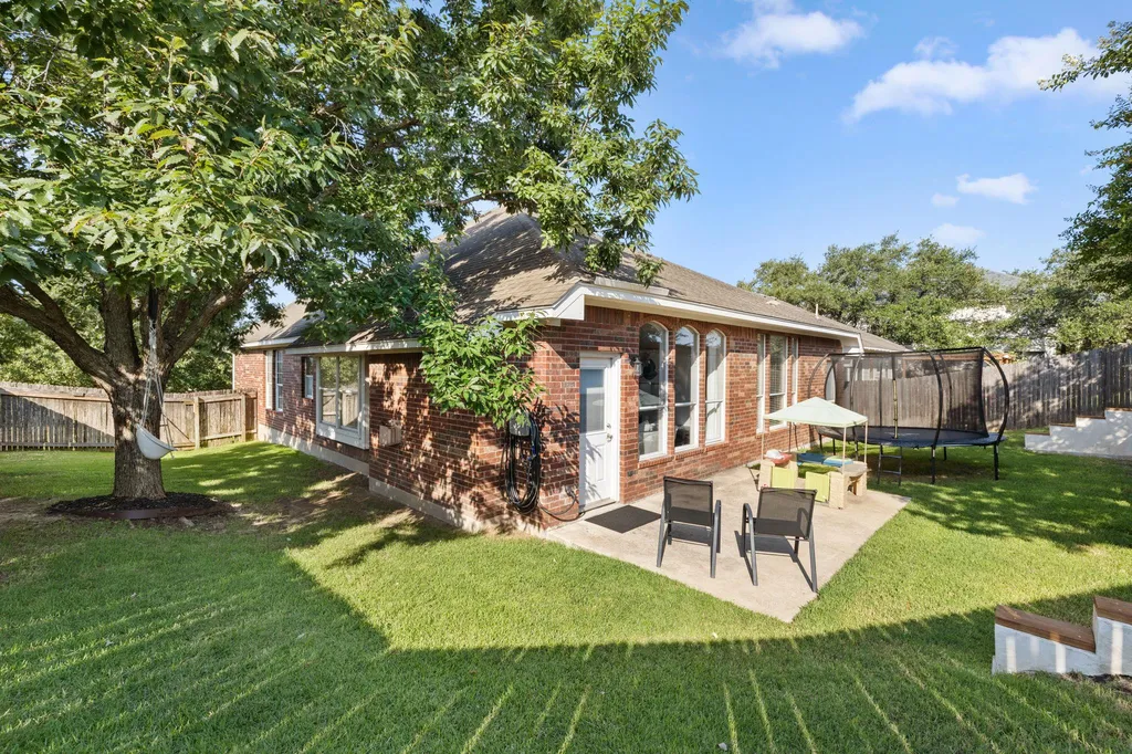 6800 La Concha Cove Austin TX 78749