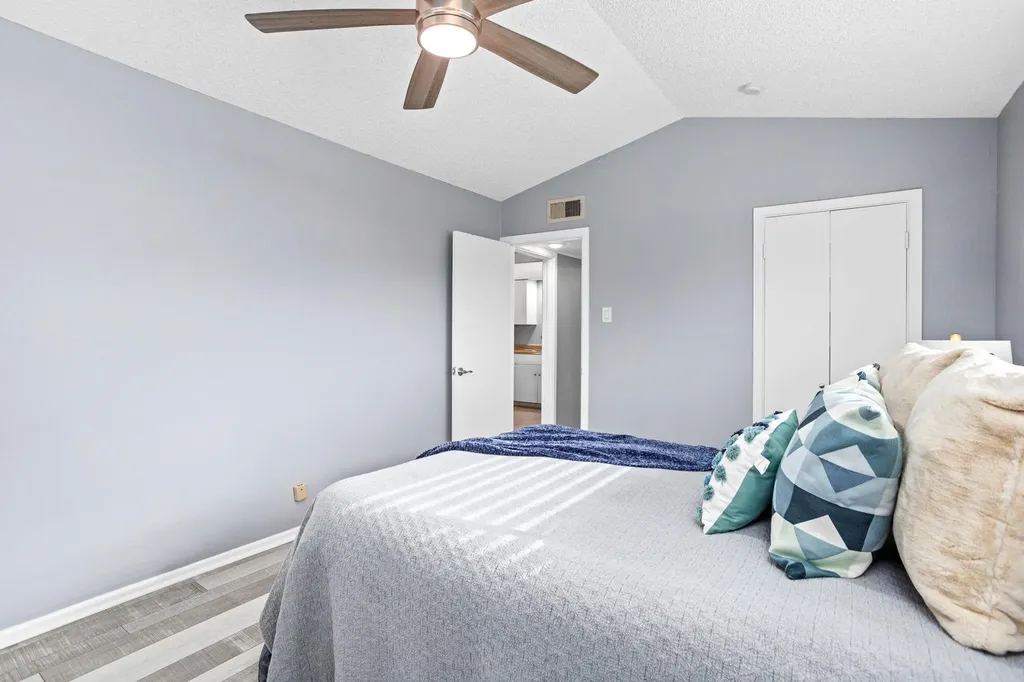 201 W Silver Sands Drive San Antonio TX 78216