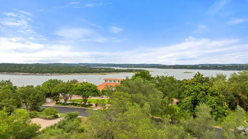 16009 Chateau Avenue Austin TX 78734