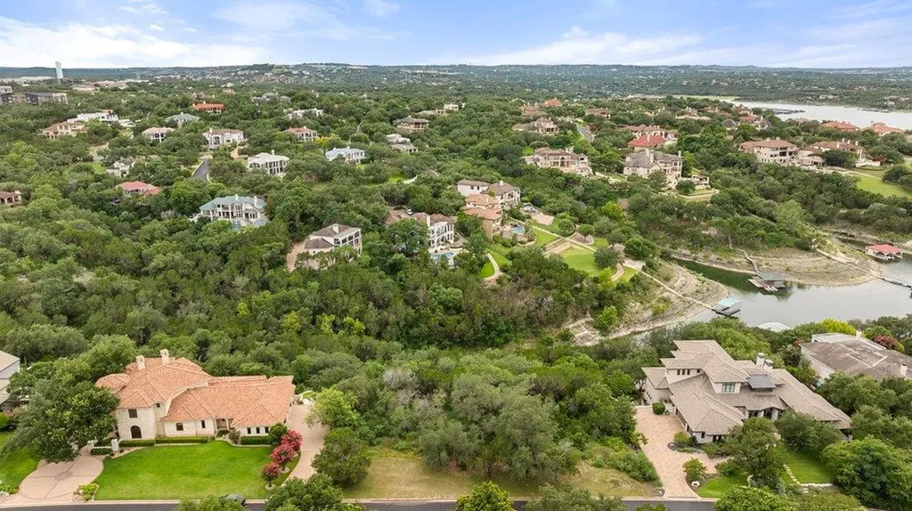 16009 Chateau Avenue Austin TX 78734