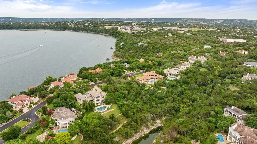 16009 Chateau Avenue Austin TX 78734