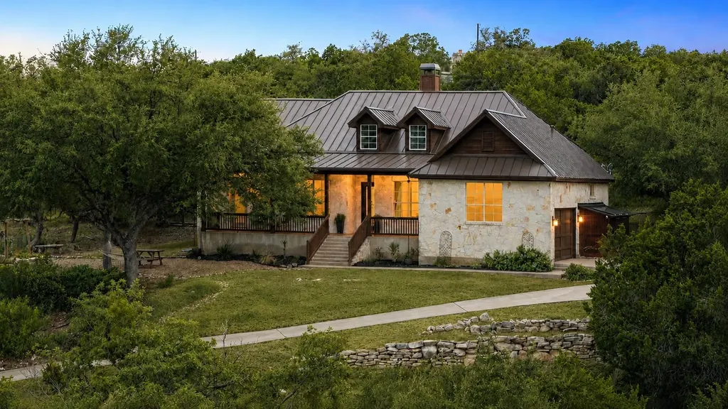 1906 Bee Creek Road Spicewood TX 78669