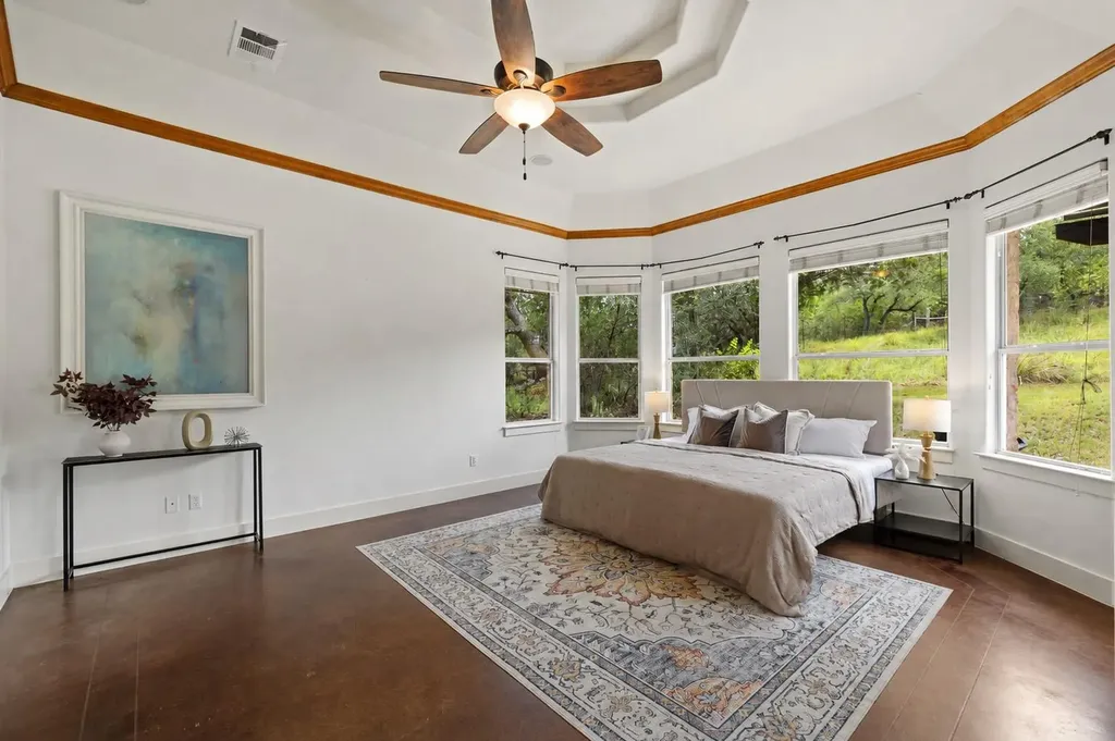 1906 Bee Creek Road Spicewood TX 78669