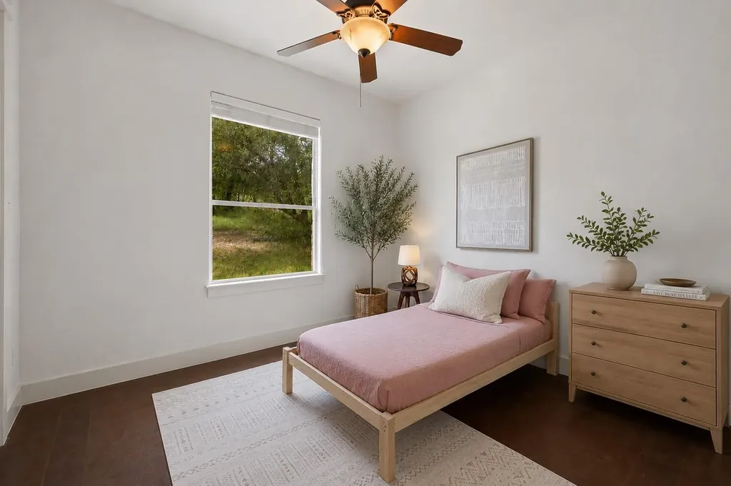 1906 Bee Creek Road Spicewood TX 78669