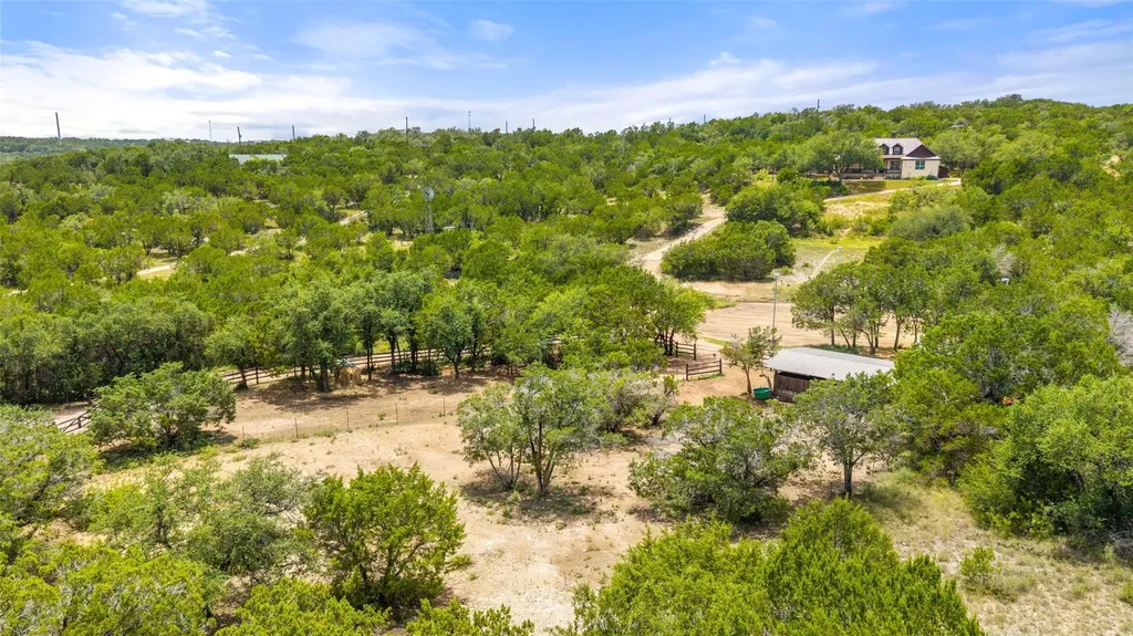 1906 Bee Creek Road Spicewood TX 78669
