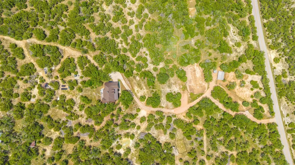 1906 Bee Creek Road Spicewood TX 78669