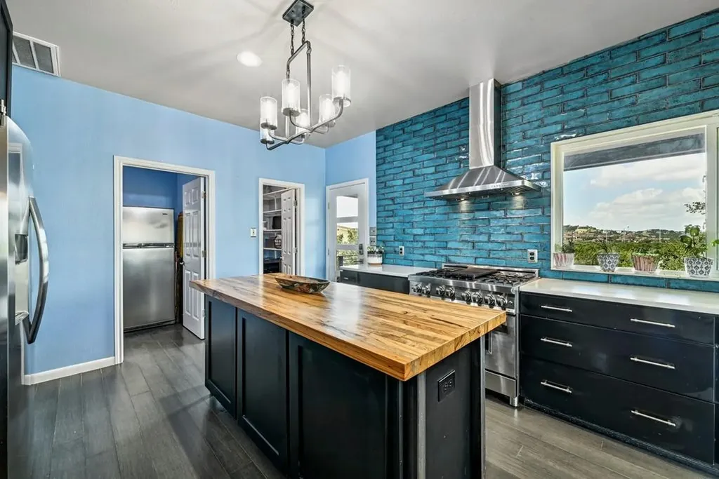 15813 Debba Drive Austin TX 78734
