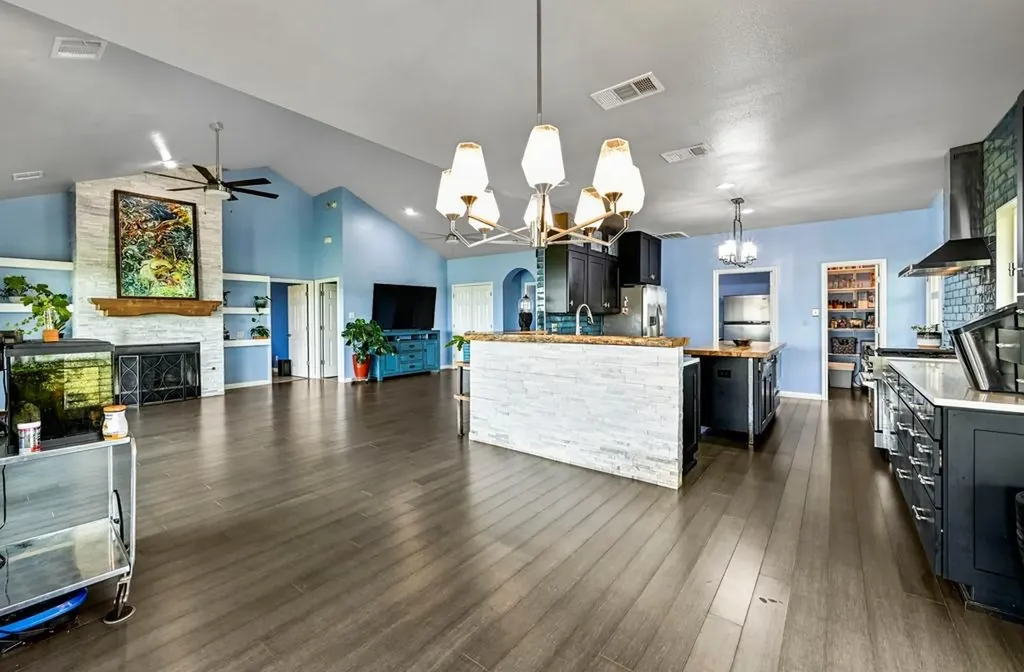 15813 Debba Drive Austin TX 78734