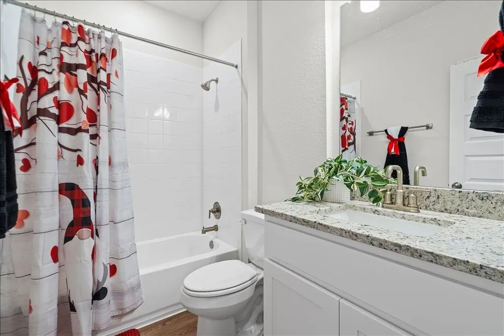 158 Gullivers Drive Elgin TX 78621