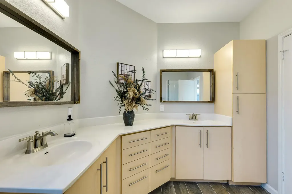 11203 Ranch Road 2222 Austin TX 78730